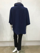Load image into Gallery viewer, Zip collar jumper
