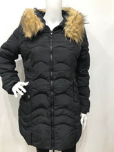 Load image into Gallery viewer, Faux fur padded coat
