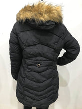 Load image into Gallery viewer, Faux fur padded coat
