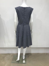 Load image into Gallery viewer, Round neck dress
