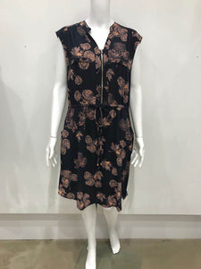 1/2 zip Autumn print dress
