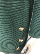 Load image into Gallery viewer, Horizontal ribbed jumper

