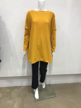 Load image into Gallery viewer, Oversized jumper
