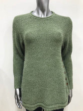 Load image into Gallery viewer, Heavy knit jumper

