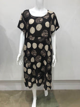 Load image into Gallery viewer, Oversized short sleeve dress
