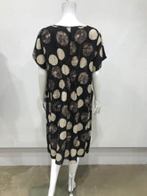 Load image into Gallery viewer, Oversized short sleeve dress
