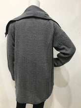 Load image into Gallery viewer, Breasted jacket
