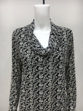 Load image into Gallery viewer, Cowl neck top
