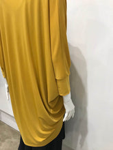 Load image into Gallery viewer, Bat wing cardigan
